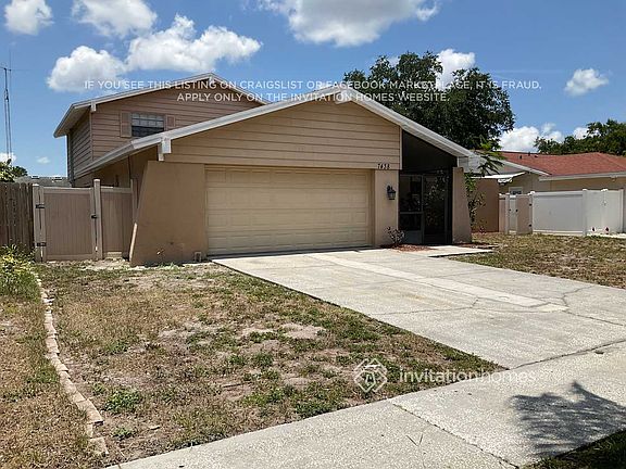3rd image of 7438 Oakvista Cir