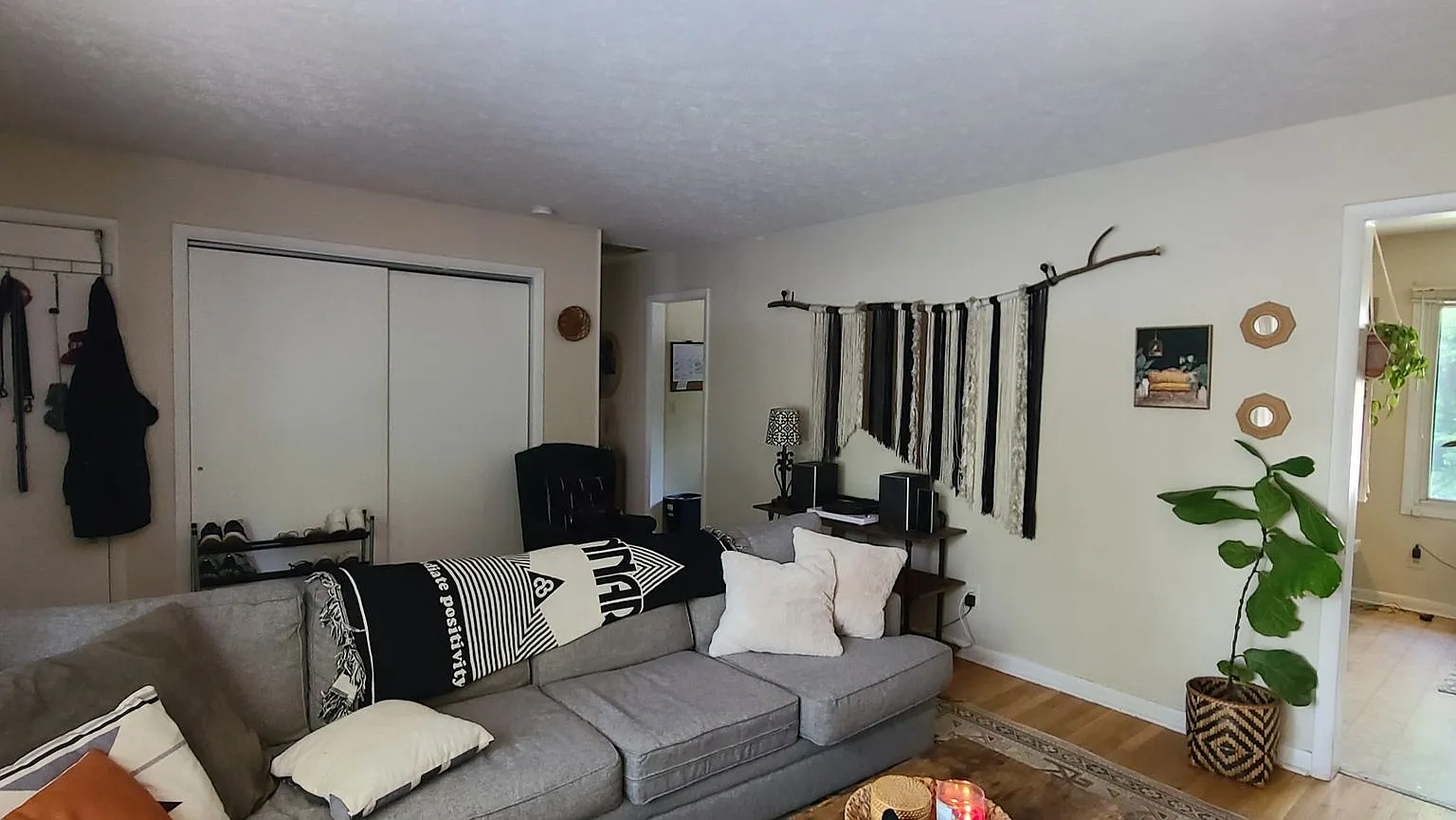 The Marigold - 3 Bed/1 Bath House — Photo 4