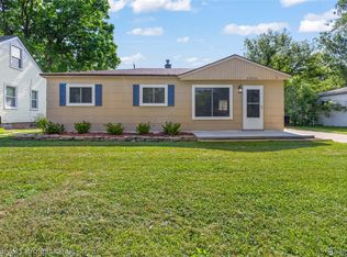 22830 Colgate St, Farmington Hills, MI 48336