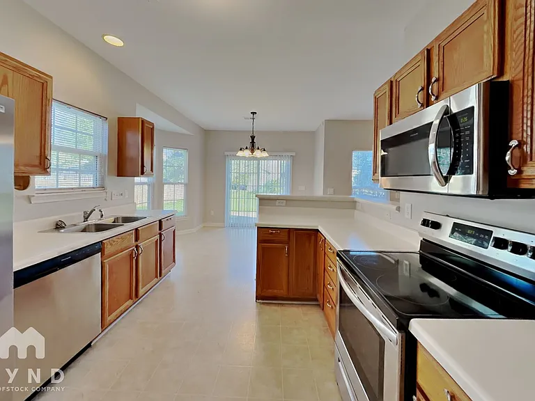 12015 Creek Turn Dr — Photo 7
