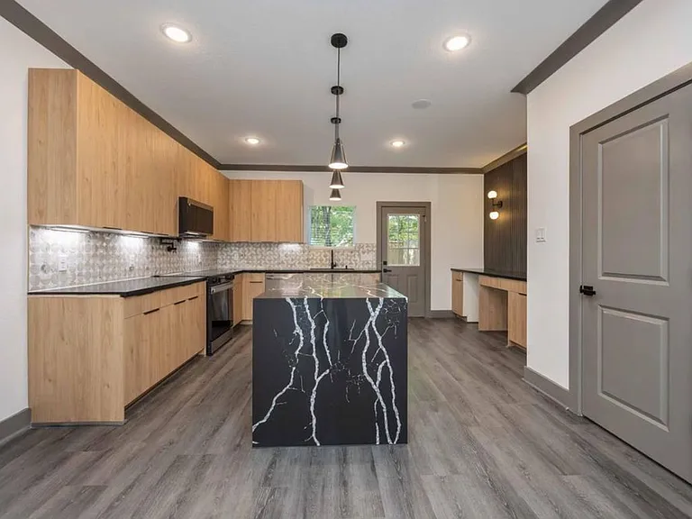 8018 Attwater St #B — Photo 8
