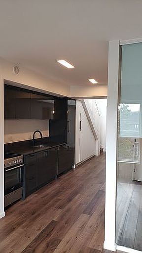 2nd image of 377 Broadview Ave