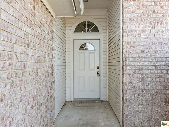 4th image of 3806 Republic Of Texas Dr