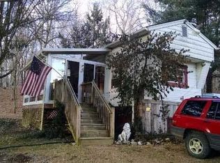 7 Cottontail Rd, Ancram, NY 12502