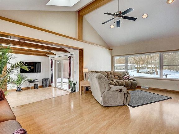4th image of 11933 W Oakwood Dr