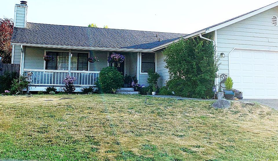 1st image of 4065 SE Saxon Ct