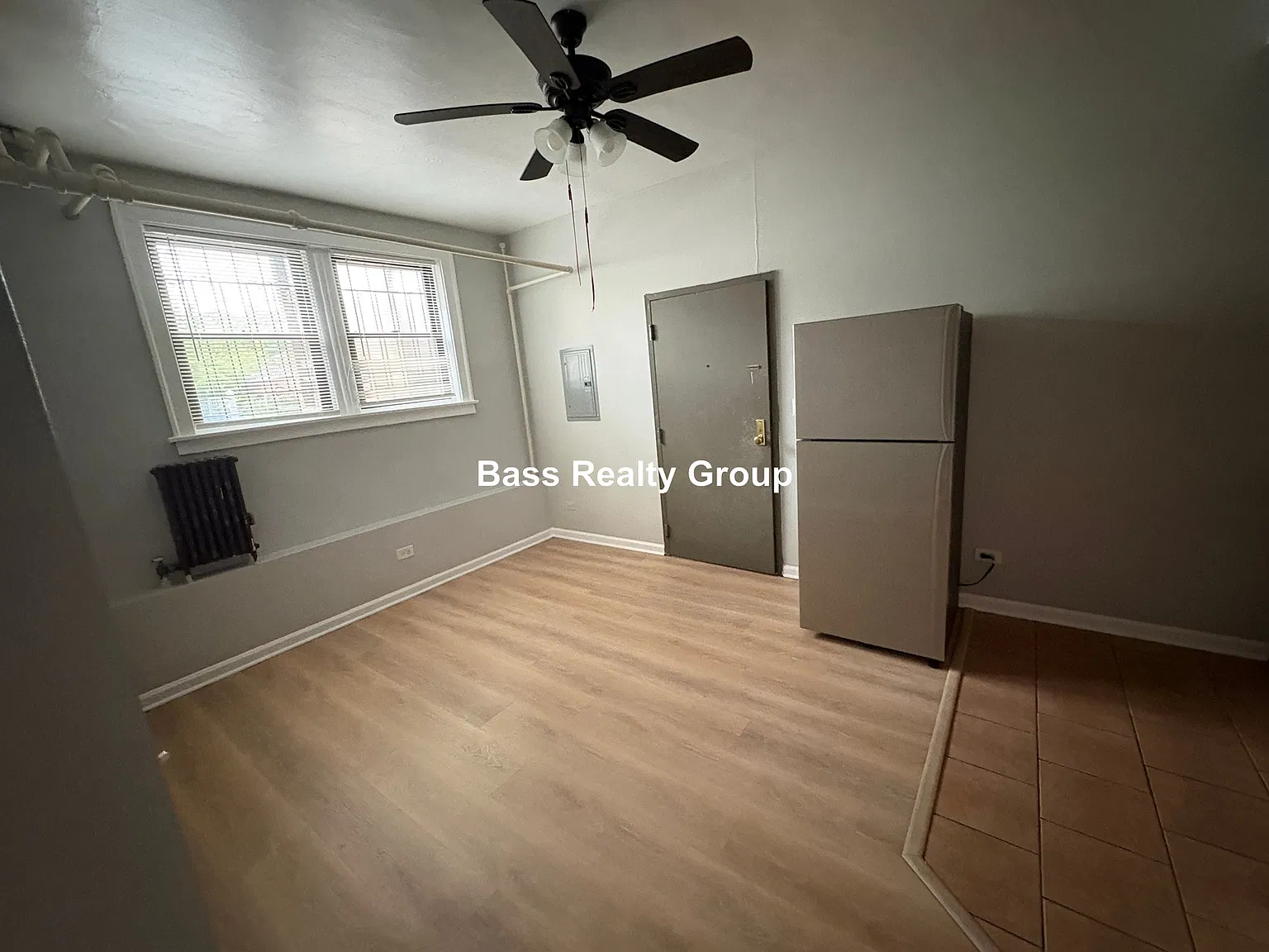 1 bed, 1.0 bath, $1,225 — Photo 2