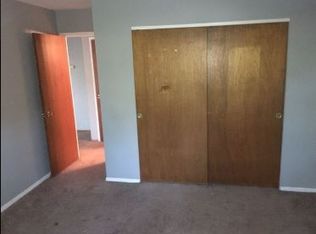 801 E Miner St APT 3C, Arlington Heights, IL 60004