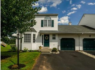105 Merion Dr, Royersford, PA 19468