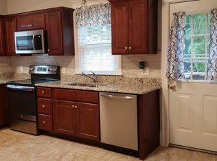 543 Hanover St, Fall River, MA 02720