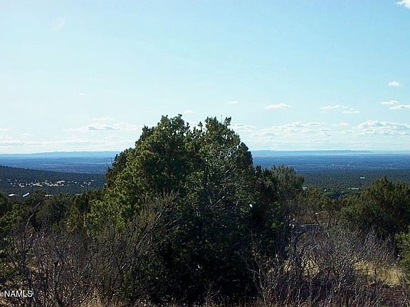 5th image of 2664 E Overlook Dr