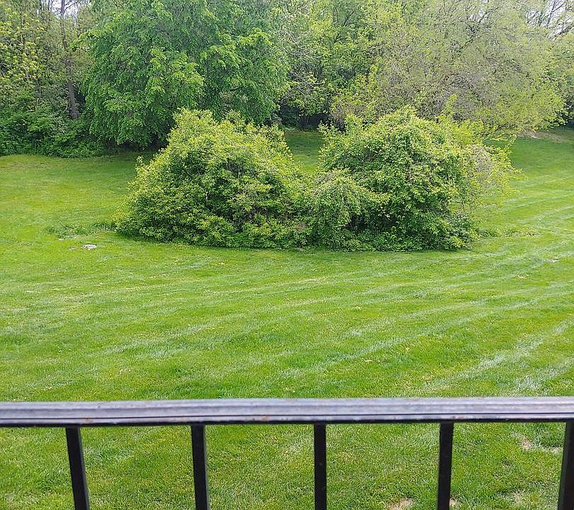 2nd image of 3113 Valley Dr