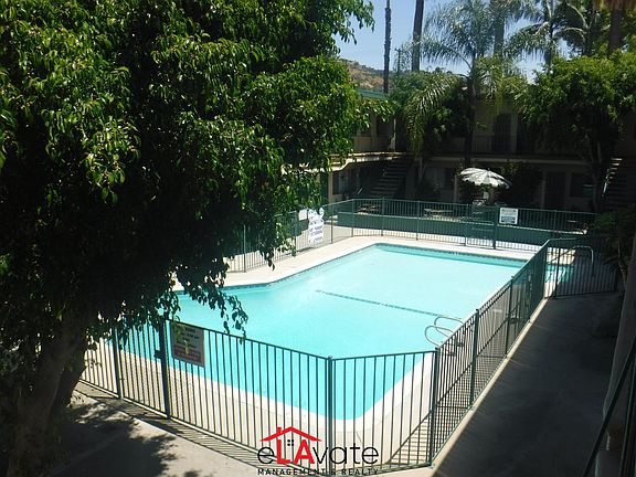 2nd image of 1315 N Columbus Ave APT 11