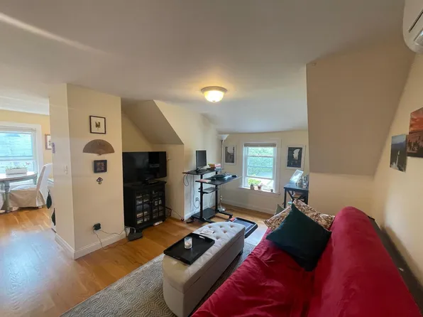 33 Belmont St, Somerville, MA