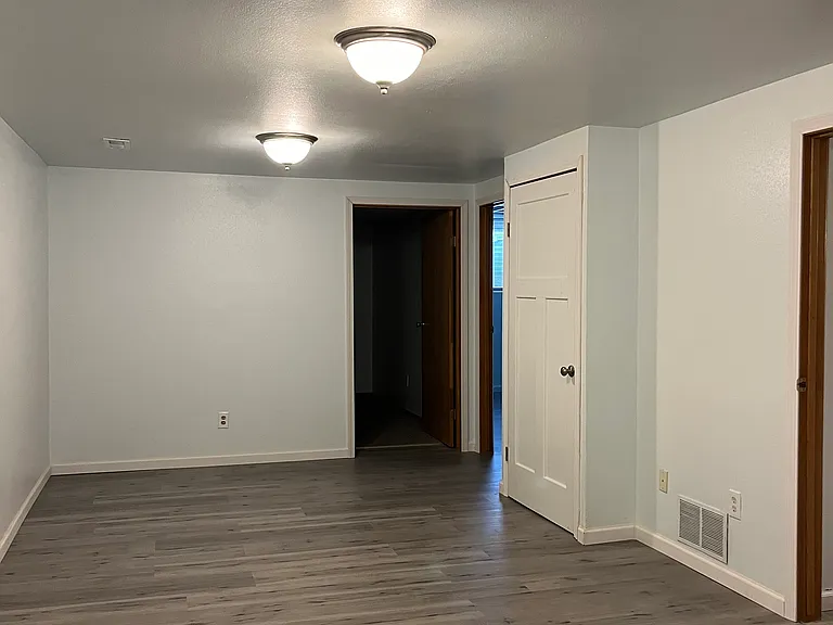 7902 E Nora Ave — Photo 6