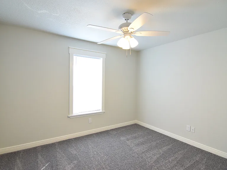 2307 Traverse Dr — Photo 11