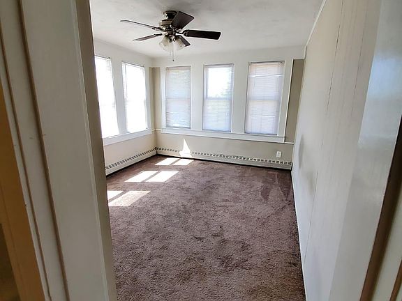 5th image of 13346 Madison Ave #4