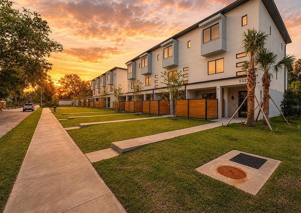 1st image of 532 W PLAZA PLACE #3