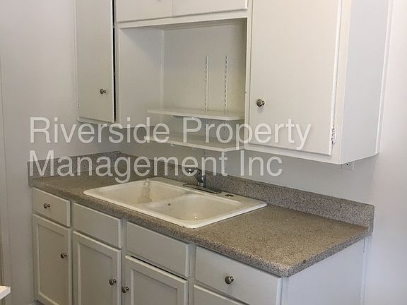 2nd image of 24885 Cactus Ave