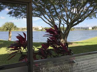 11 Somerset Dr #A, West Palm Beach, FL 33418