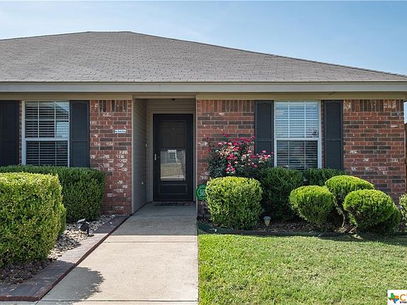 3rd image of 300 Viola Dr
