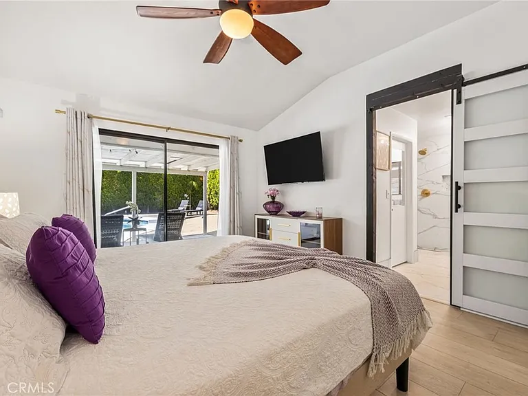 1489 E Francis Dr — Photo 35