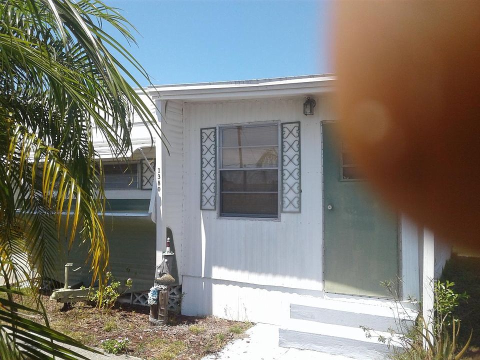 1st image of 1380 Lakeview Dr