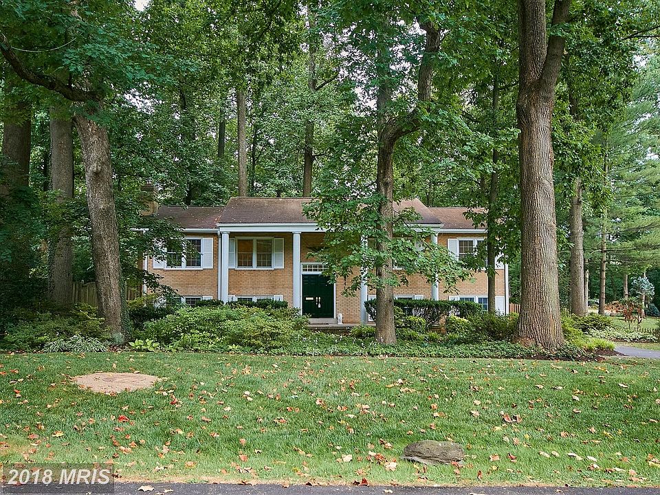 1st image of 6441 Walters Woods Dr