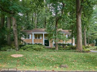 6441 Walters Woods Dr, Falls Church, VA 22044