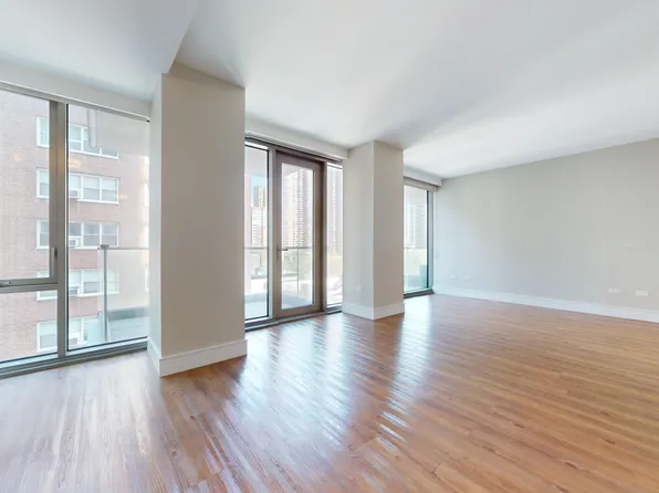 237 East 34th Street image 3 of 25