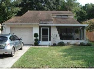 2812 Cedaridge Dr, Tampa, FL 33618