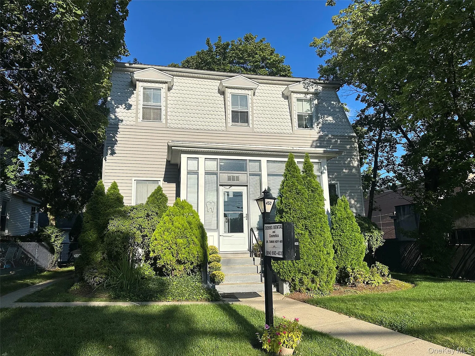 2 bed, 1.0 bath, 1000 sqft, $3,300 — Photo 1