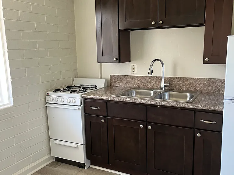 4702 Mission Blvd #9 — Photo 4