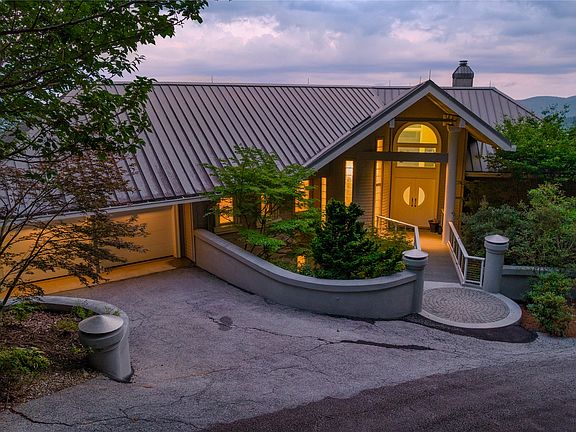 2nd image of 4594 Dillard Road
