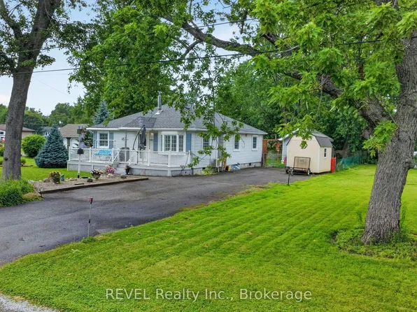 3262 Young Ave, Fort Erie, ON L0S 1N0