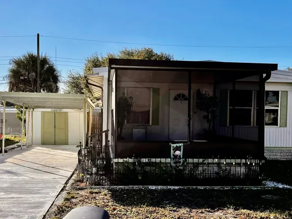 1821 Orange Dr, Holiday, FL 34691