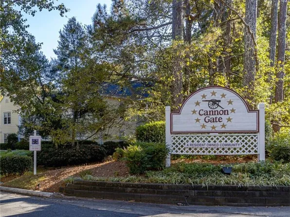 914 Cannongate Xing, Marietta, GA 30064