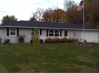 2839 Batestown Rd, Oakwood, IL 61858