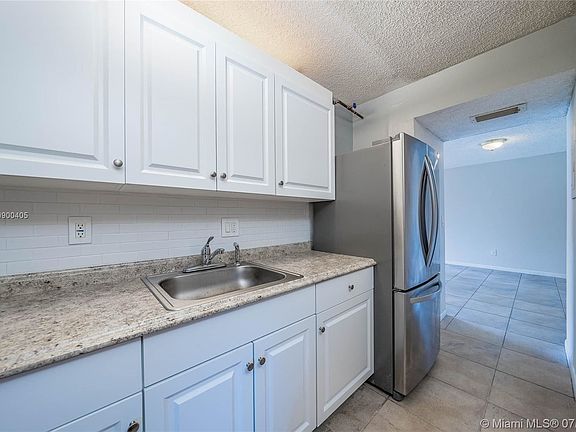 3rd image of 8240 SW 210th St APT 102