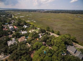 2104 Ocean Rd, Saint Simons Island, GA 31522