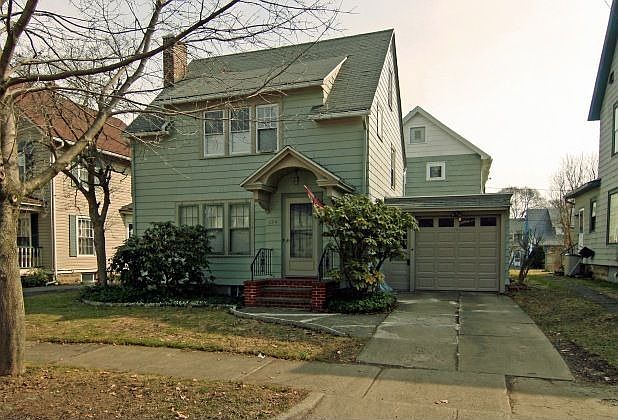 1st image of 234 Hallock St