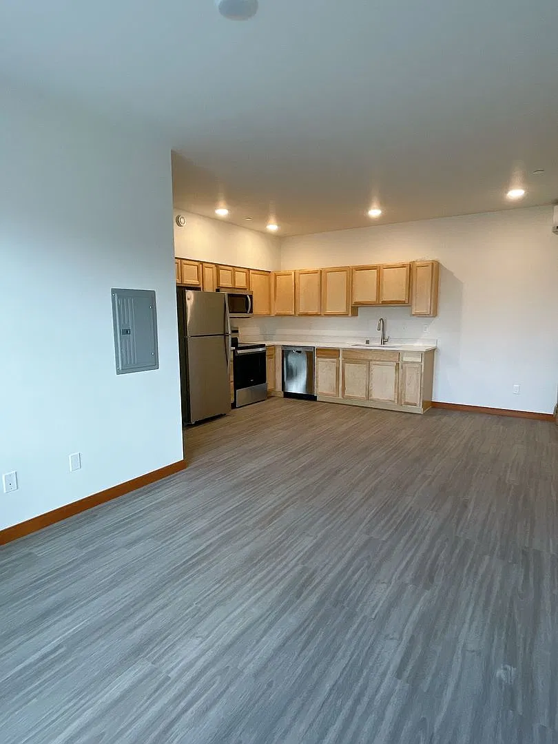 1205 N Garden St — Photo 4