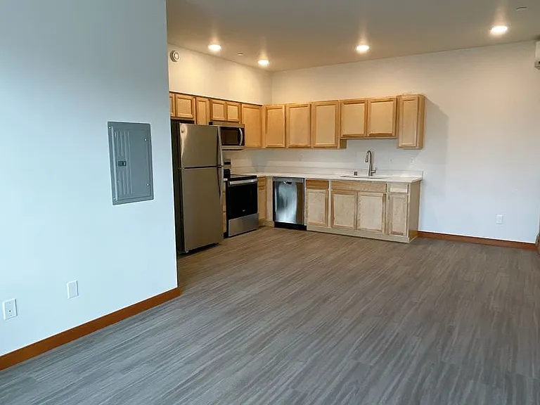 1205 N Garden St — Photo 51