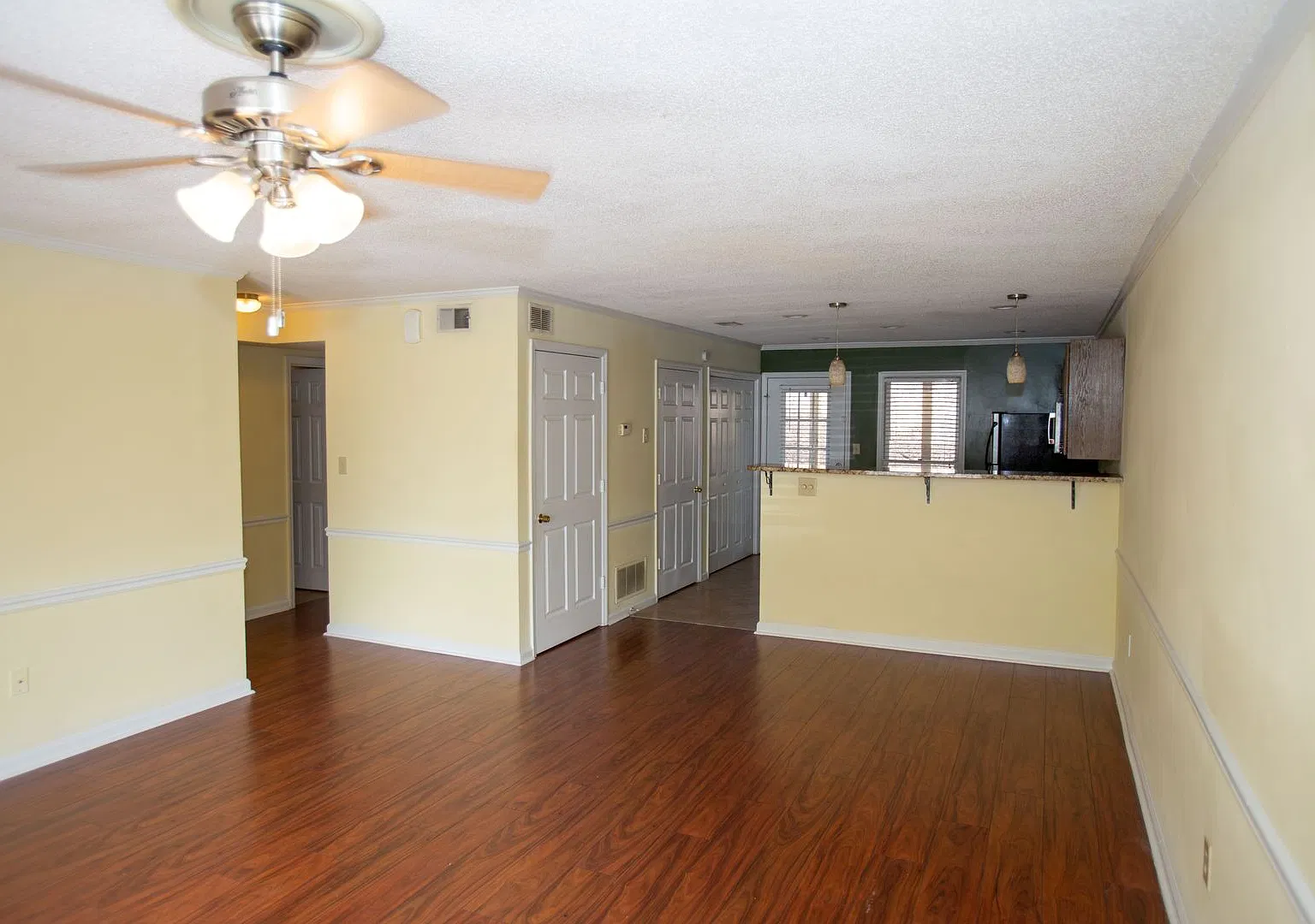 2 Bedroom Apartments/Townhomes in Five Points! — Photo 4