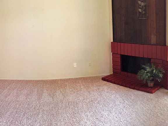 Living Room to Front Patio