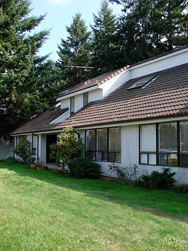 940 Enterprise Dr NE #D Photo 1 940 Enterprise Dr NE #D Photo 1