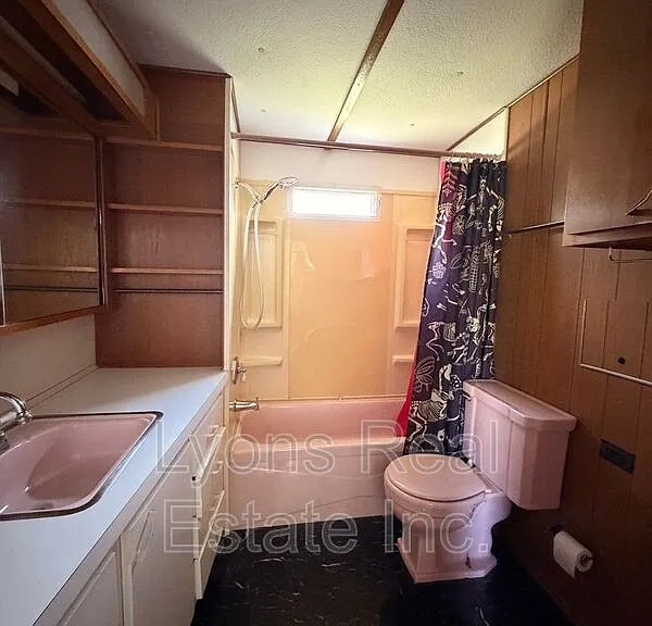140 Lamplighter Ln — Photo 9
