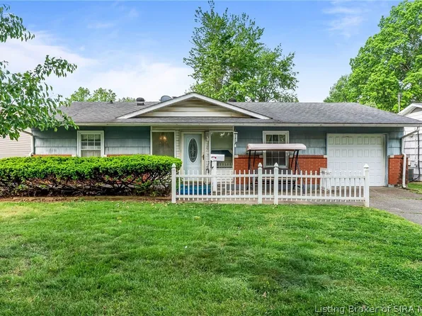 907 Springdale Drive, Jeffersonville, IN 47130