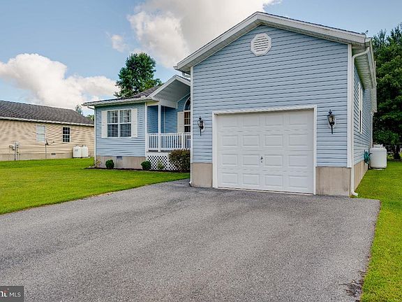 3rd image of 34347 Pine Meadows Ln