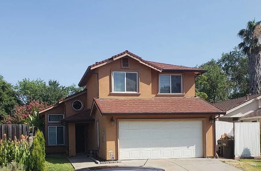 3136 Greycrest Ct photo 1
